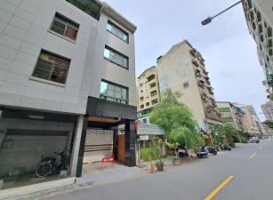 捷運信義國小站臨10米街精美透天店住~3198萬