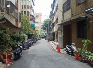 北平商圈大坪數樓店