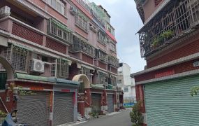仁武八卦國小超值透天