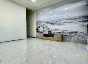 柳子林全家旁透天09-555    05-2310186