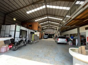 龜山30米路邊挑高倉庫廠房/工業地廠房買賣租賃