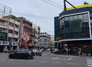 鳳山一店養三代人~大品牌商圈認證~