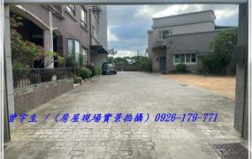 近青埔商圈【合圳北路三段】大面寬5房雙車位透天別墅