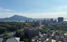 獨家專售。江南大宅「絕版高樓山河海景觀兩房」