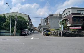 新營民族路建地
