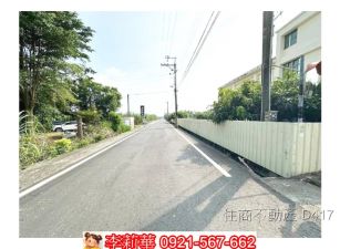 玉井84快速道路旁.有水電農地