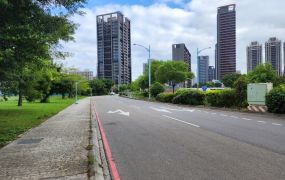中路特區面正光路邊間大露臺璟都米蘭店面