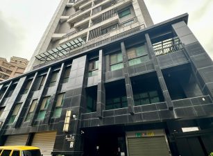 新竹 城隍廟商圈 稀有【雙衛浴】2房車~
