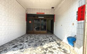 高雄茄定透天店面