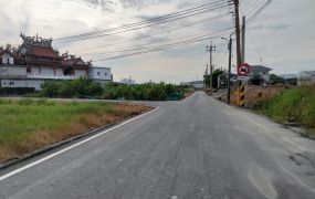 岡山為隨社區旁面寬農地
