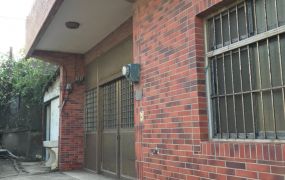 觀音工業區 建地178坪 +樓房 前12米 後3米 臨路