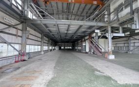 交流道旁鋼構天車廠