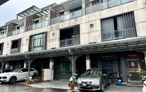 永慶許書豪★近國五雙車位大坪數孝親房別墅