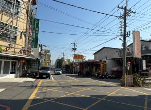 埤角市場美3房28-521   05-2310186