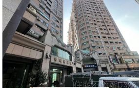 東區中華東路二段三房+平車