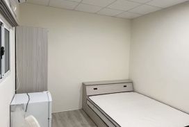 運動公園大面寬地50坪收租角店