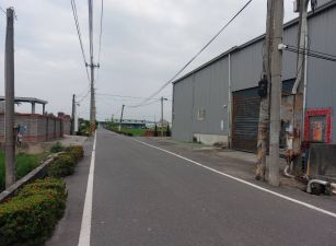近彰化交流道別墅+大廠房0987-092686