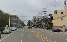 高原交流道旁廠房