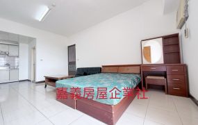 蘭潭國小旁大套房11-558   05-2310186