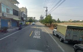 路竹近交流道大路邊農地