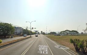 路竹環球路大面寬方正近交流道農地