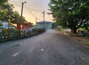 岡山灣裡都計紅線內農地