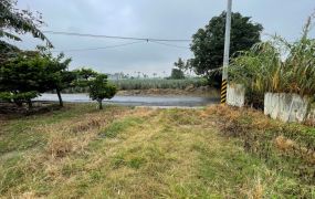 民雄14甲美農地11-011   05-2310186
