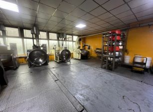 中壢好市多【前後臨路】獨棟RC廠房~