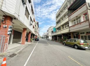 市區大面寬建地