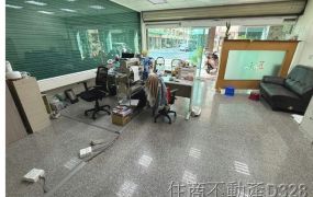 南區地88坪三角窗電梯店住