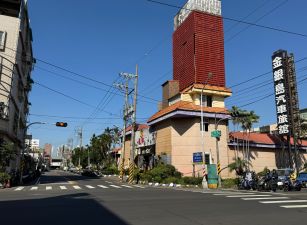 仁雄商圈漂亮屋況透天4樓車庫