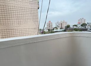 蘭潭國小旁套房09-590   05-2310186
