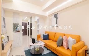 高雄苓雅繽海全新精緻三房平車