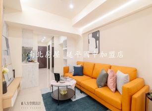高雄苓雅繽海全新精緻三房平車