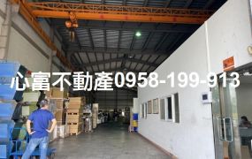 路竹省道上附天車廠房