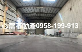 仁武航太園區旁倉庫