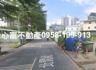 鳳山機能佳倉庫廠房