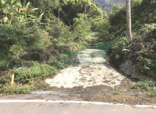 俗賣6米路邊投資農地