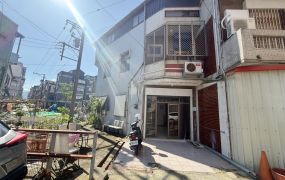 永慶許書豪★羅東金三角低總價邊間透天