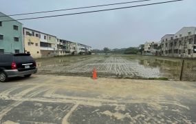 台林街尾農地～10米路.前後路 ~嘉市旁.可分割.一般農業區農業區