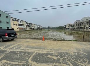 台林街尾農地～10米路.前後路 ~嘉市旁.可分割.一般農業區農業區