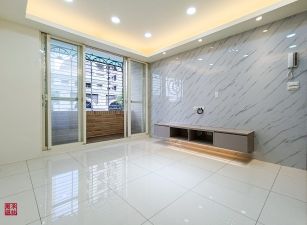 日月光旁全新裝潢美寓三樓-大4房