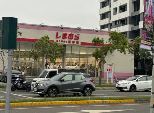 員林大道旁小建地