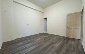 斗六三學區警民街角間3房(三)06-510     05-2310186