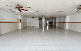 大面寬電梯企業總部住辦