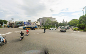 近交流道腹地工業廠房