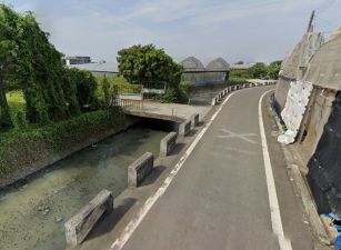 溪湖臨路旁農地