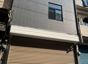 中壢明星學區光明公園全新裝潢自有車庫1-3樓透天