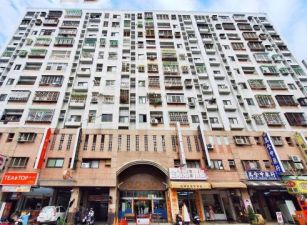 台中買屋賣房 土地王劉志忠 東平商圈家晟天廈全新整理電梯大三房