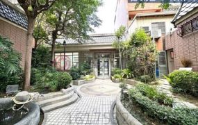 大里二期爽文國中旁綠鴻禧三車別墅